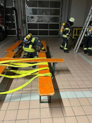 Bild "20260122_Ateschutzuebung_3.jpg"